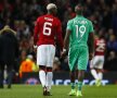 FRAȚI ȘI PE TEREN. Paul și Florentin Pogba au oferit imaginea serii în Manchester United - St. Etienne (foto: reuters)