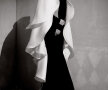 FOTO În sfârșit, dezbrăcată! Emma Watson a pozat în premieră topless