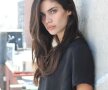 FOTO A îmblânzit Căluțul cabrat! » Mai vede cineva mașina? Sara Sampaio, spectaculoasă lângă un Ferrari