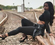 FOTO Tulburător: o tânără fotomodel a fost ucisă de un tren în timpul unei ședințe foto