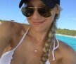 FOTO Încă arată bine! Anna Kournikova, imagini incendiare de la plajă