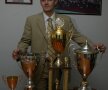 Lângă câteva trofee cucerite de ploieșteni