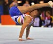 Cristian Băţagă în timpul
exerciţiului de la sol