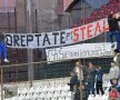 VIDEO + FOTO Scandal la CFR - FCSB: le-au furat steagul de pe gard! După codul ultras, gruparea ar trebui să se desființeze
