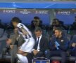FOTO Ce s-a întâmplat după ce Dani Alves s-a dus la banca Barcelonei » Replică surprinsă de camerele TV: "Vino lângă mine"