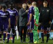 ELIMINARE DRAMATICĂ! Anderlecht, echipa lui Chipciu și Stanciu, a fost eliminată în prelungiri de Manchester United. La final, Mourinho a venit să-i îmbărbăteze pe învinși (foto: reuters)