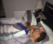 FOTO Și-a prins iubita în pat cu alt bărbat, așa că a făcut o ședință foto incendiară!