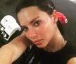 VIDEO&FOTO Un jucător norocos » Adriana Lima a fost sedusă din nou de un sportiv: ce apariții incendiare i-a dedicat