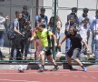 GALERIE FOTO Arbitri la cuțite :D De ce l-a tras de barbă Crăciunescu pe Tudor la cel mai cunoscut meci de fotbal între profesori și elevi