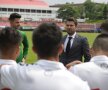 Adrian Mutu a ținut un discurs echipei antrenate de Bratu // FOTO Raed Krishan