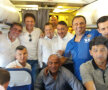 FOTO EXCLUSIV Imagini din avionul Generației de Aur spre finala Ligii