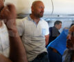 FOTO EXCLUSIV Imagini din avionul Generației de Aur spre finala Ligii