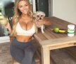 GALERIE FOTO "Arăt mereu vulgar. Oamenii mă aseamănă cu un star porno" » Ea este prima "bombă" sexy de pe Google