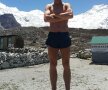 GALERIE FOTO » Două săptămâni în Nepal » Cum s-a pregătit prima echipă românească înscrisă în proiectul “Seven Summits” pentru asaltul celor mai înalţi munţi din lume pe culmile din Himalaya