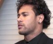 Neymar cu breton » Brazilianul s-a despărțit de iubita sa și și-a schimbat imediat look-ul: "E el sau e Whitney Houston?" :)