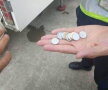 O bătrână a aruncat monede spre motorul avionului, din superstiţie, riscând să-l prăbuşească