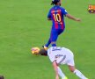 VIDEO + FOTO Spectacol TOTAL » Două faze geniale în Barcelona - Manchester United! Ronaldinho și Rivaldo l-au șocat pe Gică Popescu