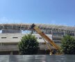EXCLUSIV VIDEO + FOTO Noi imagini de la unul dintre stadioanele care se construiesc în România! Se pun la punct ultimele detalii la exterior 