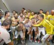 Plzen - FCSB 1-4 // FOTO direct din vestiarul celor de la FCSB » Imaginile bucuriei după o seară magică