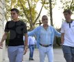 Romario Benzar, Gigi Becali și Dragoș Neldelcu Foto: Alex Nicodim