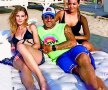 FOTO Bobo trece la blonde » Mixul perfect între fotbalist și fotomodel: noul cuplu al verii e SUPER HOT!
