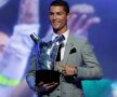 SIMPLY THE BEST. Cristiano Ronaldo a fost desemnat joi seara jucătorul anului la premiile sezonului de Champions League 2016-2017 (foto: Reuters)