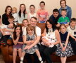 Aceasta este cea mai mare familie din Marea Britanie. Vei rămâne uimit să vezi câți sunt cu toții!