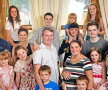 Aceasta este cea mai mare familie din Marea Britanie. Vei rămâne uimit să vezi câți sunt cu toții!