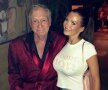 FOTO De pe plajă în club, e obsedată de selfie-uri! O vedetă Playboy se fotografiază non-stop, iar imaginile sunt demențiale