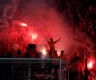 ATMOSFERĂ INCENDIARĂ. Fanii lui Apoel Nicosia au făcut spectacol la meciul cu Borussia Dortmund, 1-1 (foto: Reuters)