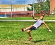 EXCLUSIV Povestea puștiului de 16 ani de la țară care a uimit la debutul la FCSB: "Am muncit pământul ca să-mi țin băieții la fotbal, iar Craiova ne-a umilit! Să nu mai auzim de ea!"