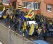 Fanii lui AS SR au rămas în afara stadionului ICIM din cauza biletelor piperate, 30 lei / FOTO: Bogdan Bălășa