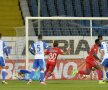 VIDEO+FOTO » FCSB se impune spectaculos cu CSU Craiova, 5-2, și devine lider în Liga 1!