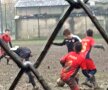 EXCLUSIV // FOTO ȘOCANT! Cum arată fotbalul juvenil din București în 2017 » Dinamo a jucat pe un teren mizerabil, iar o altă echipă a refuzat să dispute partida: "Această orezărie e o rușine!"