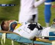 FOTO ȘOCANT Scene ireale în Liga 1 » Se putea întâmpla o tragedie: gafă de proporții a medicilor