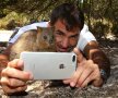 Quokka, un animal marsupial, nocturn și ierbivor, de dimensiunea unei pisic, a acceptat să facă un selfie cu Roger Federer în Australia, foto: Gulliver/gettyimages