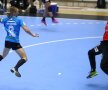 Cristina Lung chiar în meciul ei de debut în handbalul mare, Supercupa României FOTO Marius Ionescu