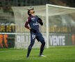 Neymar a sărbătorit într-un mod neobișnuit golul marcat împotriva lui Amiens, în Cupa Ligii Franței, unde PSG s-a impus, scor 2-0 (foto: Reuters)