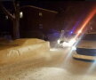 Imagini amuzante din Montreal. Polițiștii au confundat o mașină din zăpadă cu una reală!