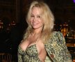 FOTO Pamela Anderson, avertisment pentru iubitul fotbalist mult mai tânăr: "Adil, într-o zi mă voi prăbuși"