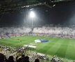 VIDEO+FOTO // PAOK - Olympiakos » Haos la Salonic! Antrenorul lui Oly a fost transportat la spital + PAOK riscă să piardă 6 puncte!