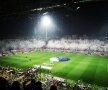 VIDEO+FOTO // PAOK - Olympiakos » Haos la Salonic! Antrenorul lui Oly a fost transportat la spital + PAOK riscă să piardă 6 puncte!