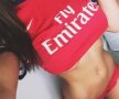 FOTO Nici muza lui Arsenal nu îl mai vrea pe Wenger! Protest sexy împotriva tehnicianului francez