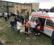 VIDEO + FOTO Scene reprobabile între jandarmi și ultrașii celor de la Petrolul » Gaze lacrimogene și spray-uri cu piper aplicate "victimelor colaterale"