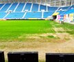 Stadionul "Ion Oblemenco" are un gazon impracticabil înainte de startul meciului amical contra Suediei, foto: Bogdan Dănescu/GSP