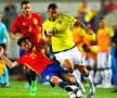Edwin Cardona, în dreapta, în duel cu David Silva, este primul jucător acuzat de Cintia Jimenez // FOTO: Guliver/GettyImages