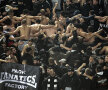 GALERIE FOTO și VIDEO Imaginile spectaculoase ale renașterii » Relație cu năbădăi între PAOK și fanii din Salonic