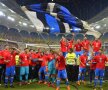 EXCLUSIV » VIDEO Reverența fotbaliștilor lui Mangia pentru fanii din Craiova după Cupa câștigată
