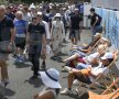 Piața mușchetarilor. Nu ai bilet pe unul dintre terenurile principale la Roland Garros? Mergi în Piața Mușchetarilor, și urmărești partidele pe șezlongurile confortabile. Dacă ai noroc și prinzi unul liber! FOTO: Raed Krishan / Gazeta Sporturilor