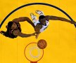 VIDEO Golden State vs. Cleveland Cavaliers 1-0 » Campioana câștigă în prelungiri primul duel al finalei NBA! LeBron James scapă victoria printre degete după o gafă colosală